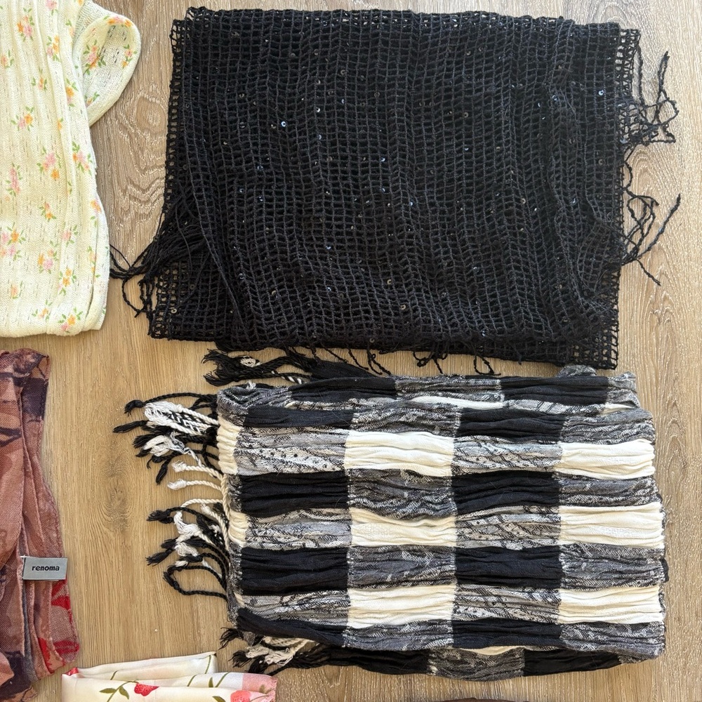 Scarf Collection - Picture 4 of 7